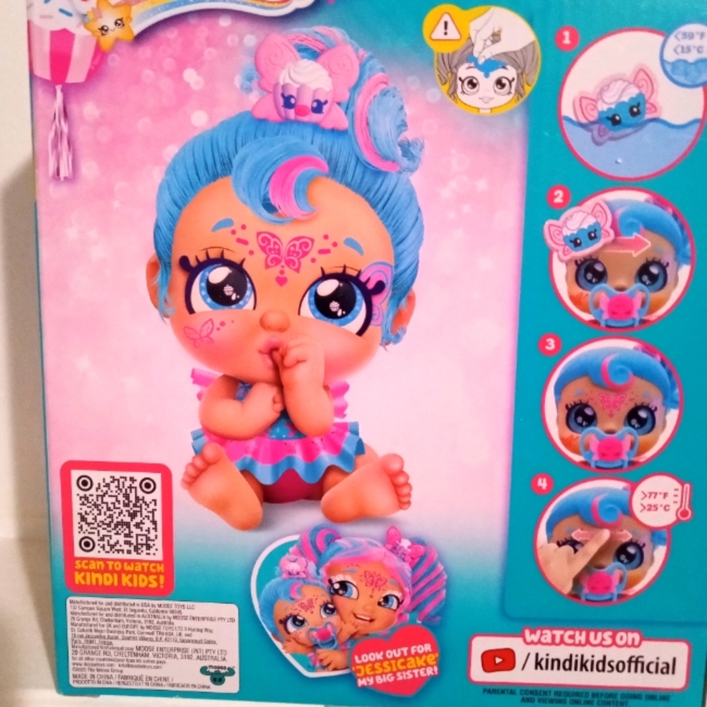 KINDIKIDS DRESS UP MAGIC DOLL - Picture 2 of 2